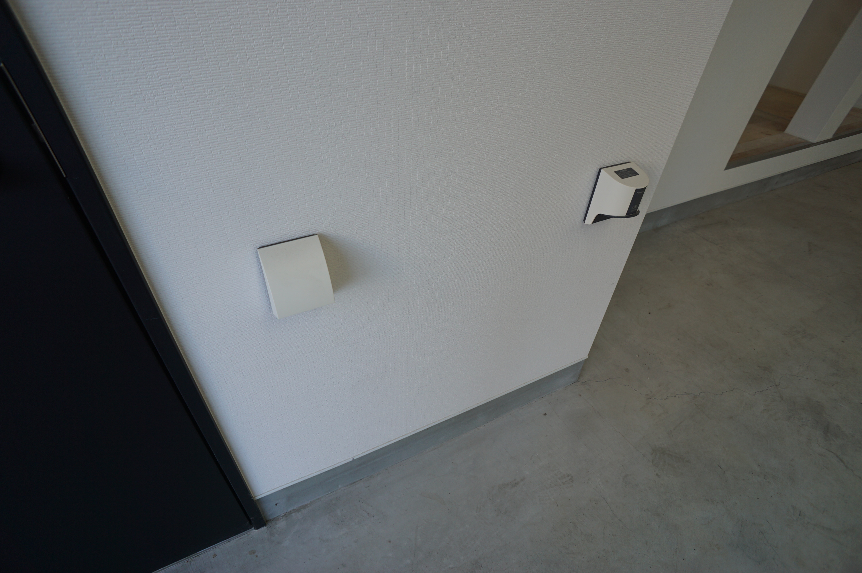電気自動車用コンセント